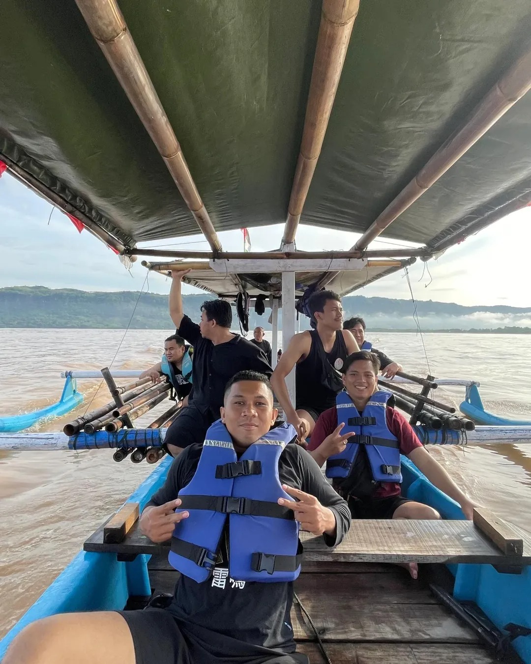 Naik Perahu